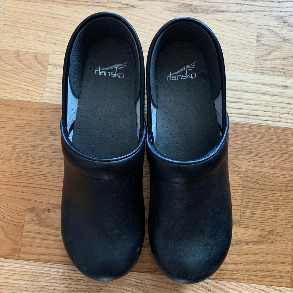 Dansko size 10
